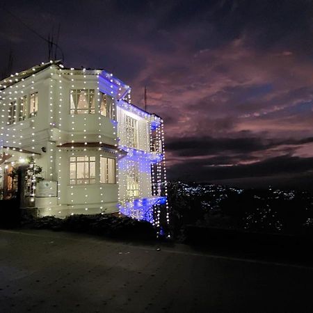 Отель Lamahatta Residency Дарджилинг Экстерьер фото